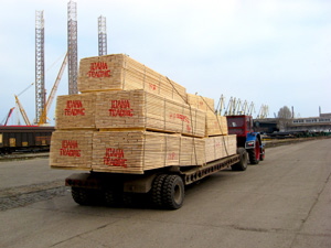 White wood timber for construction sites