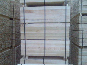 Poplar wood pallets elements
